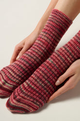 Kurze Socke Color Lines - Intensives Rot - Deep red | Oroblù